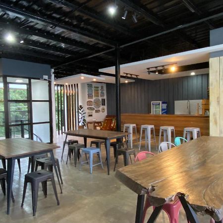 Bakawan Hostel Đảo Đảo Coron Ngoại thất bức ảnh